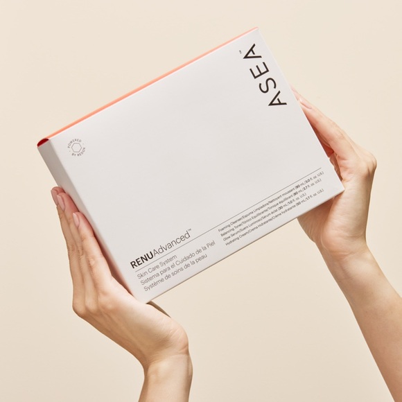 ASEA- Foaming Cleanser / Balancing Toner / Glow Serum - Powered by Redox - Picture 5 of 6